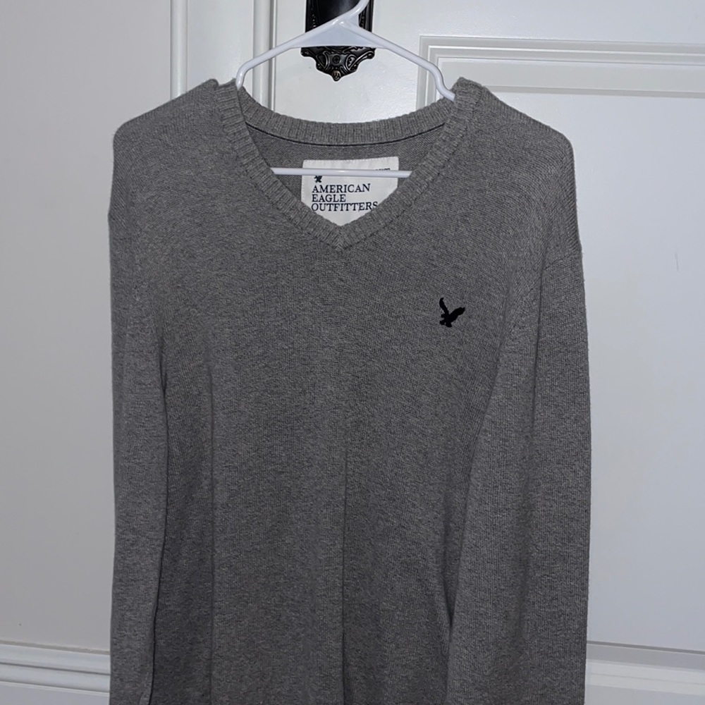 Gray American eagle sweater